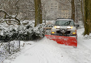 commercial-snow-plowing-img
